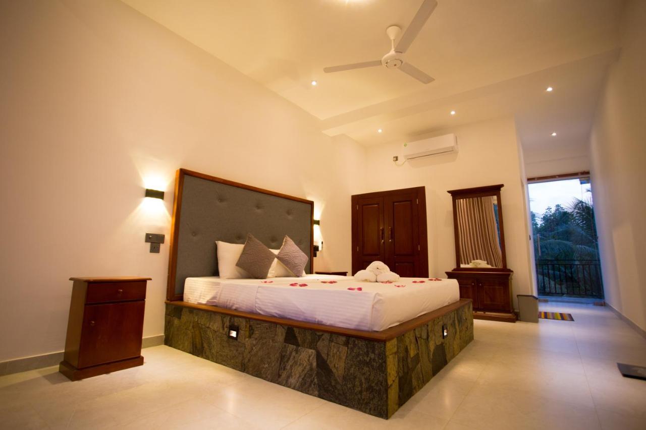 Lena Resort เบอร์อูวาลา ภายนอก รูปภาพ